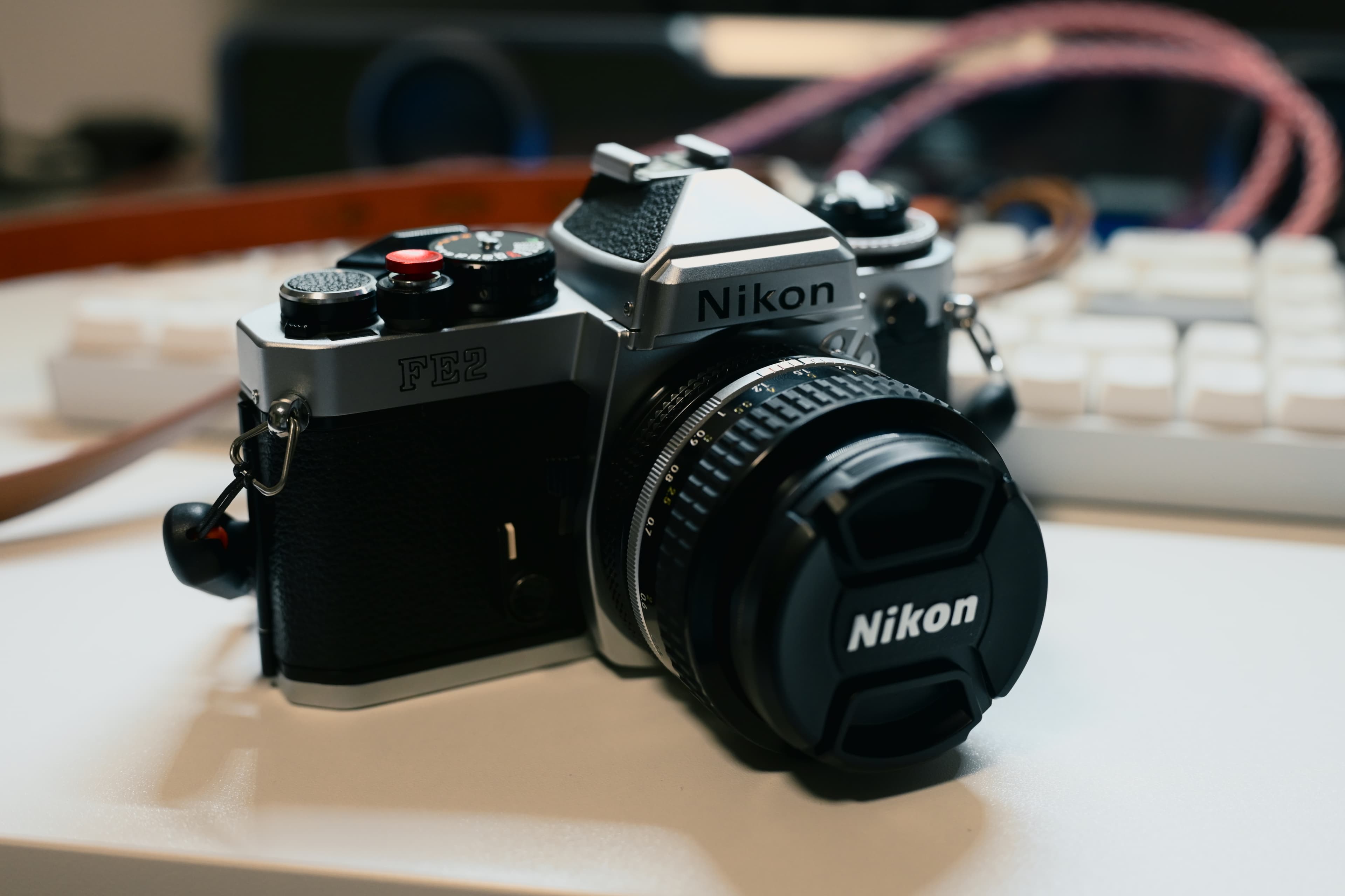 尼康 FE2